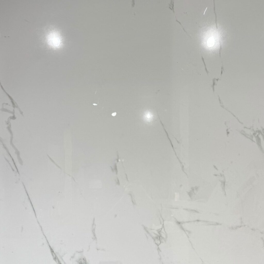 STATUARIO ROCA 120 effet marbre — carrelage HF Concept Lyon Saint-Priest